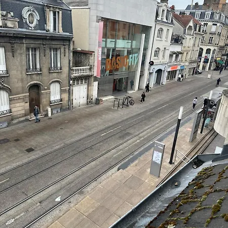 Hyper Centre De Avec Parking Apartment Reims